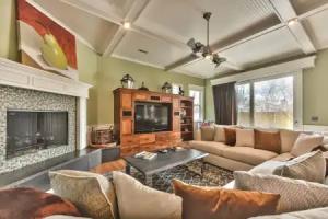 Park Avenue Mansion Tourist base, Park City