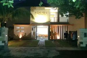 Adikara Renon, Denpasar