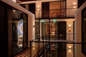 Heavens Hotel, Hoorn