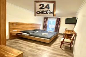 Mher Edaryan Hotel, Furth