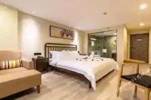 Banma Light Luxury Inn, Haikou