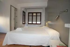 Hostal Ripoll Ibiza, Ibiza City