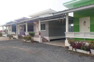 Panragsa Resort, Lopburi City
