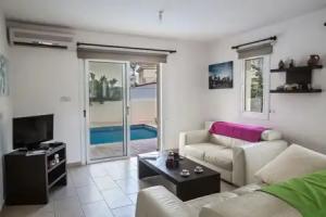 Villa Carrie AQ Cl42, Protaras