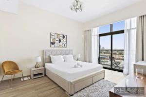 WelHome - Incredible Cityscape View From This Gorgeous Condo Apartments, Dubai