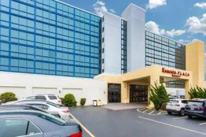 Ramada Plaza by Wyndham Virginia Beach Oceanfront, Virginia Beach
