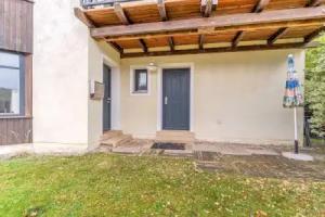 Apartment in with Private Terrace and Garden, Warmensteinach