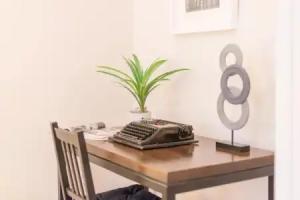 Paulay Apartment, Budapest