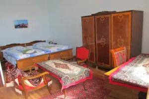 Artush & Raisa B&B, Gyumri