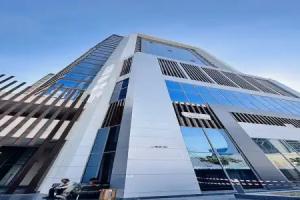 Upscale Studio Apartment Palm View with Big Balcony Free Parking by Belvilla, Dubai