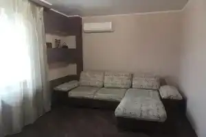 apartments on Druzhby street 14, Volgodonsk