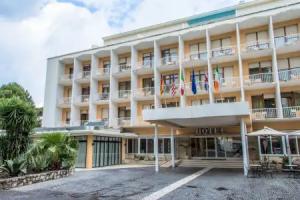 Grand Hotel Moon Valley, Vico Equense