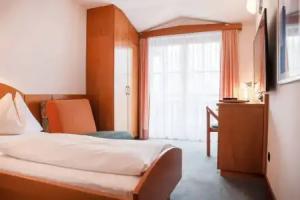 Sleep Well 24 Mini-hotel, Spital