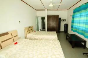Hideaway Holiday Apartments, Anse Volbert Village