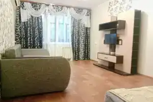 Apartments on Sverdlova street 48, Togliatti