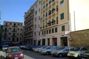Vado Al Massimo, Palermo
