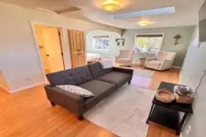 Medford Home and 2 Condos With Pool and Hot tub Apartments, Medford