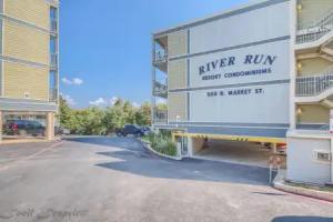 River Run Condominiums 203 Apartments, New Braunfels