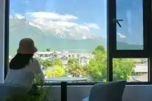 New Residence in Ancient Town | Traditional Naxi Snow Mountain Viewing Courtyard (Baisha Store) Apart-hotel, Lijiang