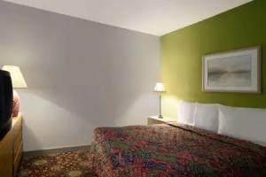 Days Inn by Wyndham West, Memphis