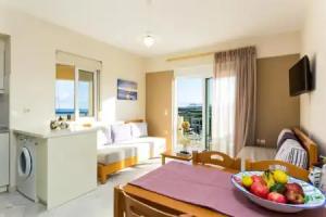 Radama C2 Hotel, Sfakaki