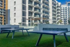 Elite LUX Holiday Homes - Modern Studio in Azizi Riviera Prime Location, Dubai