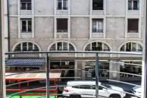Cosy, Air-conditioned Flat -1br/4p- Apartments, Geneva