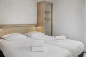 Modern Chalet With Dishwasher, Cosy Nearby, Domburg