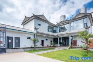 Private Rain and Dew · MEET · Private Homestay, Lijiang