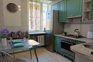 Spacious one-bedroom apartment near the Fair shopping center and the train station, Astrakhan