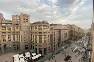 Northern Avenue, 3 bedrooms Luxury, Modern apartment HH842, Yerevan
