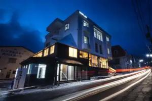 UNPLAN Village Hakuba – Hostel, Otari