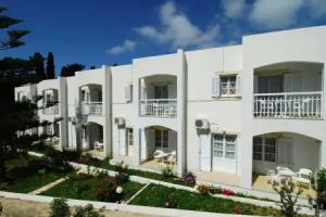 Irene Hotel, Alinda