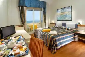 Strand Hotel Colorado, Lido di Savio