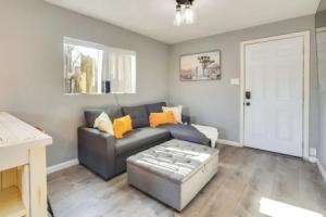 Near Old Town & Unm: Home in East Downtown Tourist base, Albuquerque