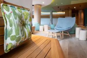 Hotels Hotels