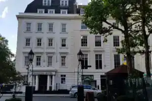 Cheshire Hotel Central, London