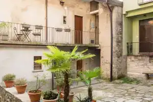 Madonnina Loft Apartments, Moltrasio