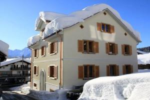 Vitg Grond A2 in Hotel, Flims