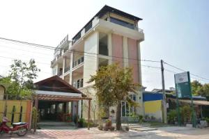 Neakru Guesthouse and Restaurant, Kampot