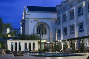 Erawan Hotel, Khok Kloi
