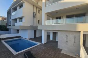 03 LCA - Stay Larnaca Pearl Apartment, Larnaka