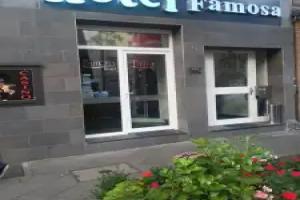 Hotel Famosa, Dusseldorf