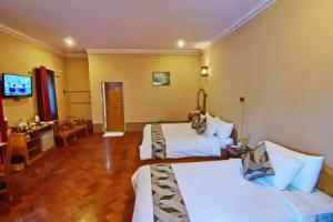 Triumph Hotel, Mandalay