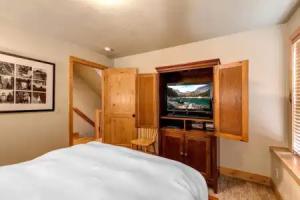 Empire Avenue Townhomes by KBM Tourist base, Park City