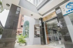 New York Hotel, Phnom Penh