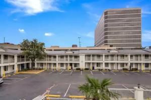 Quality Inn & Suites Dallas - Cityplace, Dallas