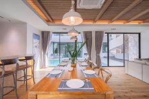 Mövenpick Pool Villa 6BR, Jomtien Beach