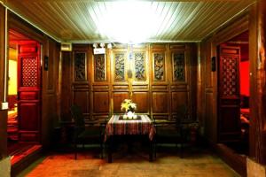 Lijiang Yuese Inn, Lijiang