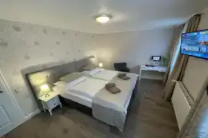 Kolossos Apartments zum Sporthafen, Neuss